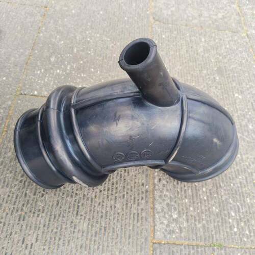 原厂东风天锦增压器胶管1109021-KG1N0
