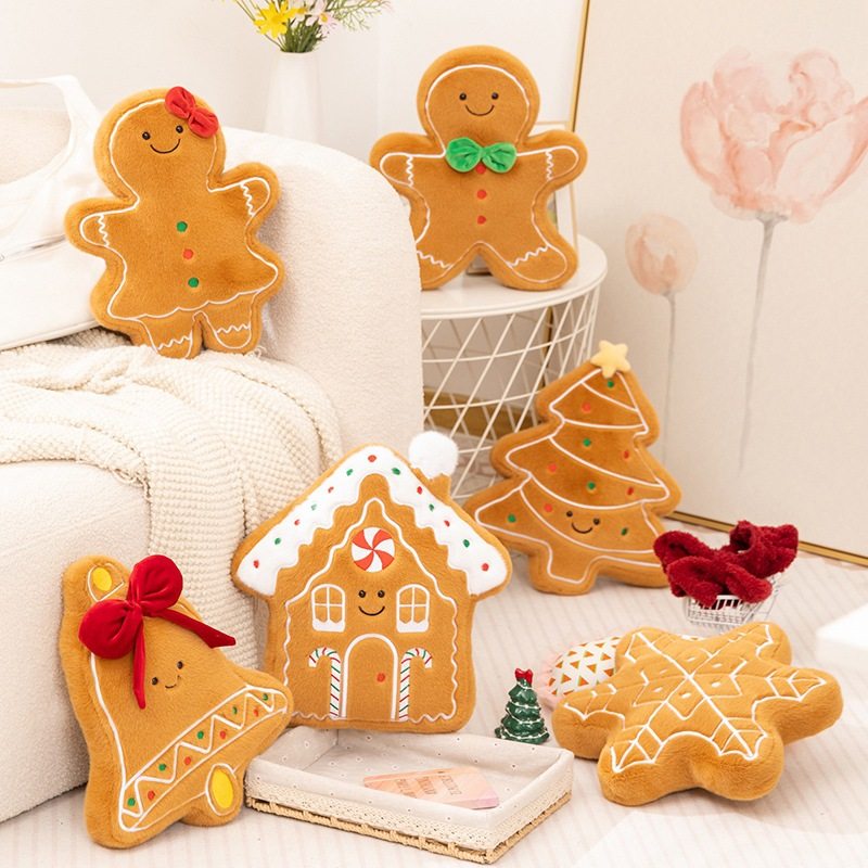 圣诞姜饼人抱枕圣诞树靠垫圣诞节装饰礼品儿童平安夜节日礼物批发