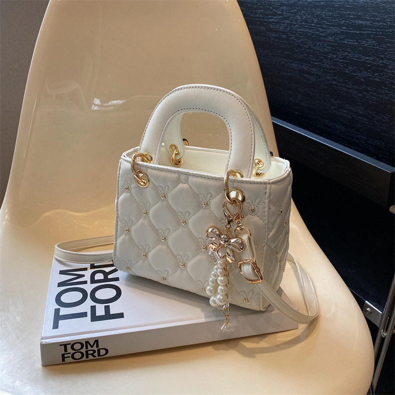 菱格绣线小包包女2025夏季新款约姿时尚单肩斜挎包洋气手提小方包