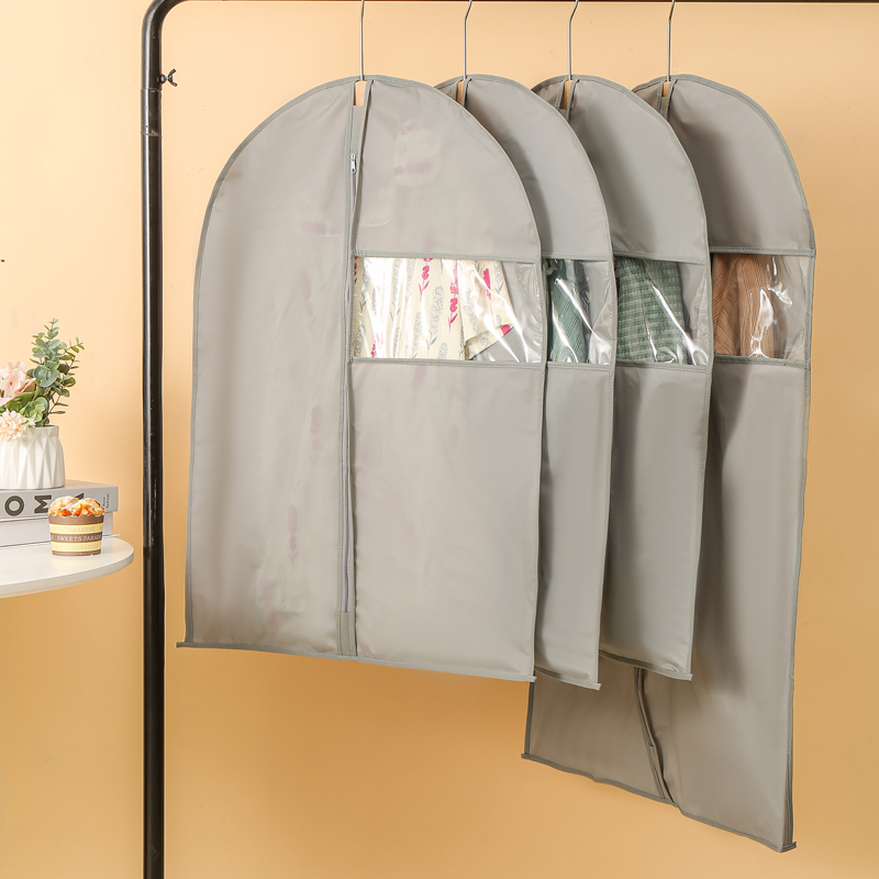 银色防尘罩挂式大衣套