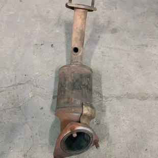 适用于五菱宏光1.2排量s1.2原装拆车三元催化器拆车件内芯完好