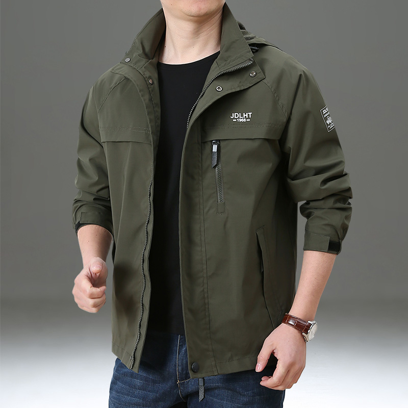 外套男春秋户外男装休闲衣服2025新款中年宽松大码冲锋衣秋冬夹克