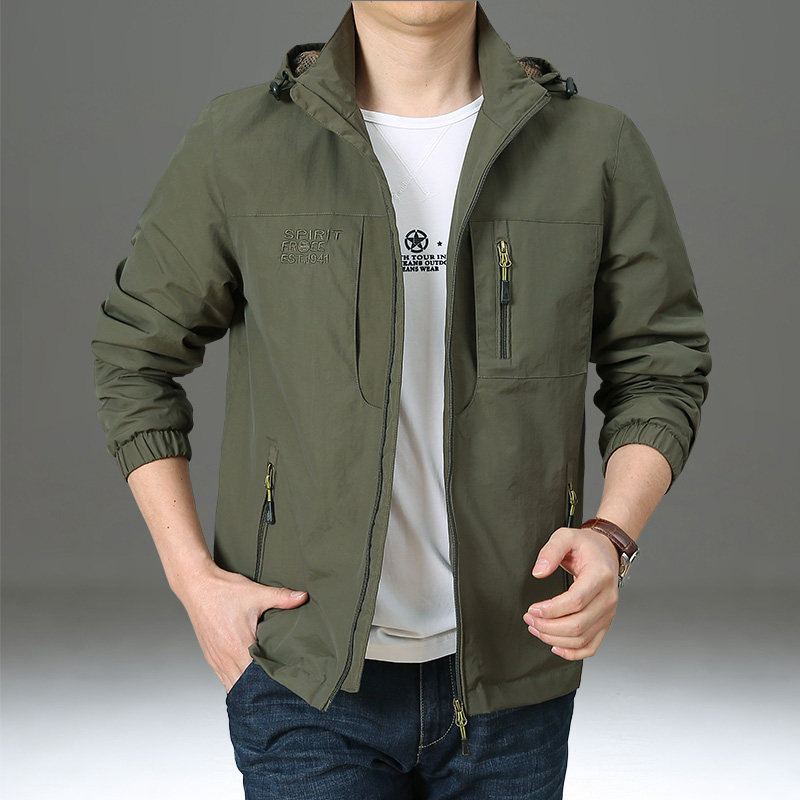 男士春秋外套冲锋衣男装户外休闲风衣中年秋装上衣宽松大码夹克男