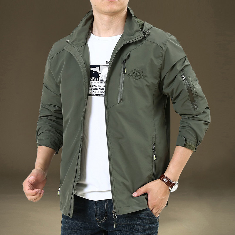 2025新款春季冲锋上衣夹克男宽松户外登山服工装外套薄茄克衫春秋