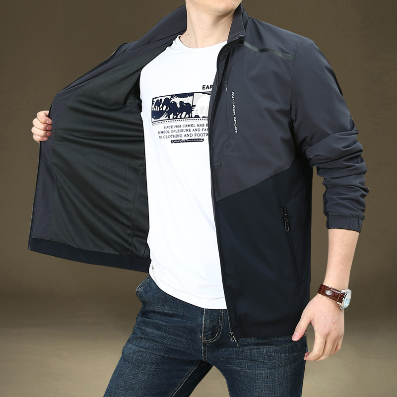 新款春秋薄款夹克男休闲户外运动冲锋上衣大码宽松立领春季外套男