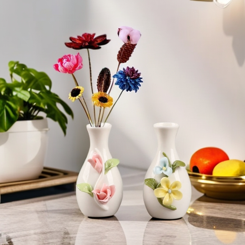 陶瓷小花瓶手捏花净瓶简约水培花器迷你清新花插摆件桌面工艺饰品