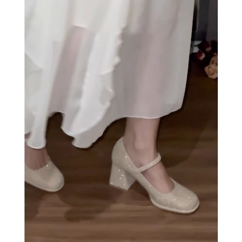 法式玛丽珍女鞋2025新款绝美圆头仙女风配裙子高跟鞋粗跟水晶婚鞋