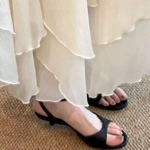 法式猫跟凉鞋女2026夏季新款一字扣带露趾百搭配裙子仙女风高跟鞋
