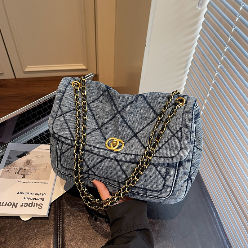 水洗牛仔布大包包女2026新款大容量链条托特包春季通勤单肩腋下包,箱包皮具/热销女包/男包,托特包,淘宝优惠券,粉丝福利购,淘宝优惠卷