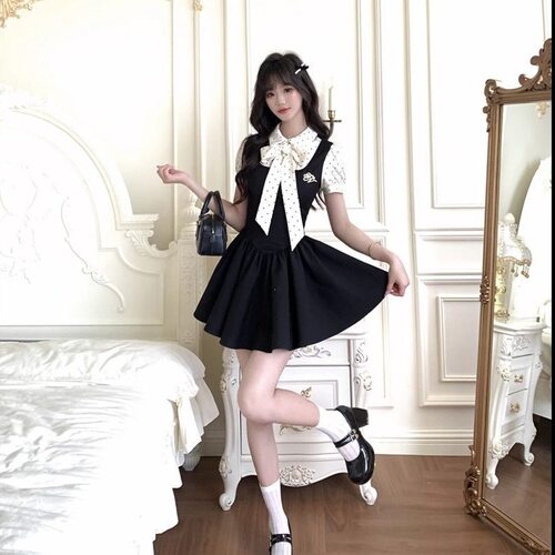 大码伪娘学院风假两件女装大佬连衣裙性感气质波点男娘蓬蓬公主裙