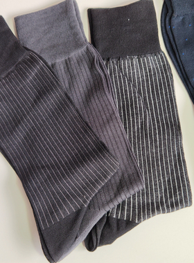 青岛外贸绅士袜简约竖条纹男袜小点点丝光棉袜子无骨黑夏季薄除臭