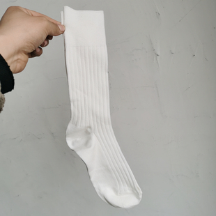 青岛外贸男士白色长筒袜子高筒纯棉吸汗防臭直角袜学院风纯色长袜