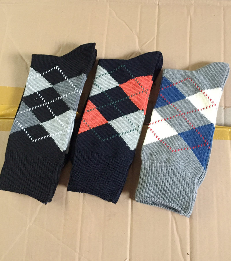 新款灰色黑色粗线加厚保暖秋冬棉质男袜菱形格英伦风外贸双针