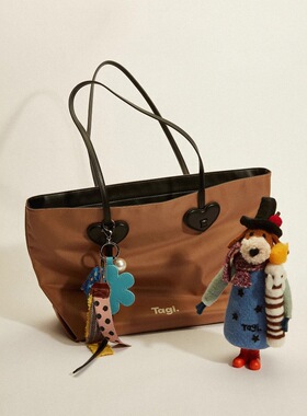 Tagi.《让人开心》爱心尼龙大容量简约撞色单肩包通勤防水托特包