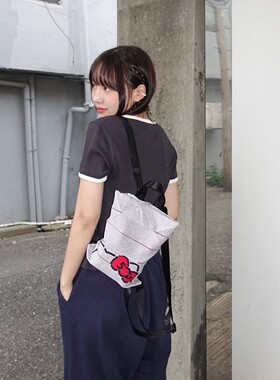 韩国联名款hellokitty卡通图案迷你褶皱包双肩包小书包