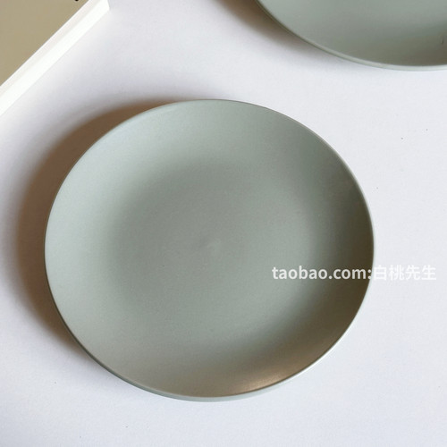 莫兰迪色高级绿色ins陶瓷餐具盘子低饱和简约北欧风西餐盘子素色