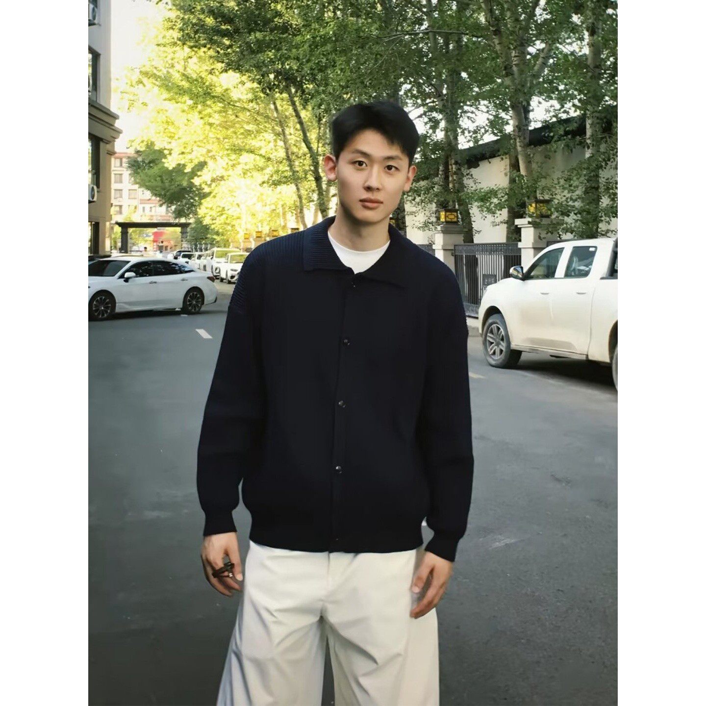 轻熟风黑色翻领针织开衫毛衣男秋季高知感穿搭宽松休闲毛线衣外套