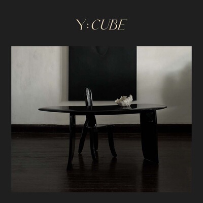 Y:CUBE | kar studio Oracle Desk甲骨文高光黑色艺术餐桌书桌子