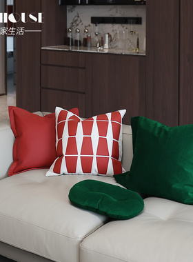 渡家高端品质红色系样板间沙发客厅大平层别墅轻奢抱枕靠垫