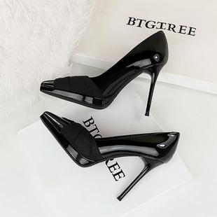 法式防水台超高跟鞋女浅口尖头高级感性感漆皮亮面职业OL细跟单鞋