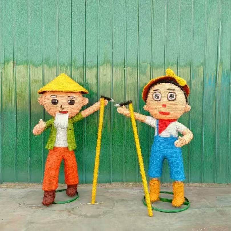 稻草人工艺品制作网红打卡景点雕