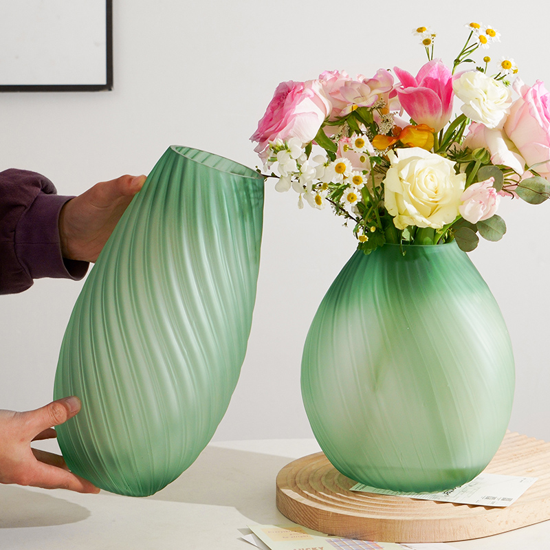 中古ins风轻奢高级感玻璃花瓶摆件客厅水养鲜花插花简约现代餐桌