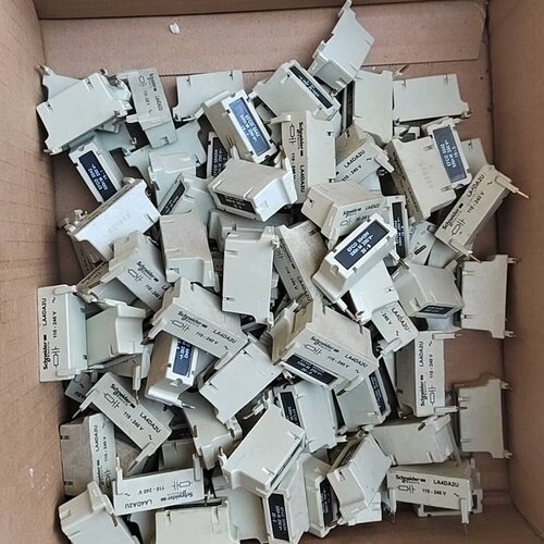 议价 拆机正品施耐德接触器防浪涌模块LA4DA2U,实图拍照，给需
