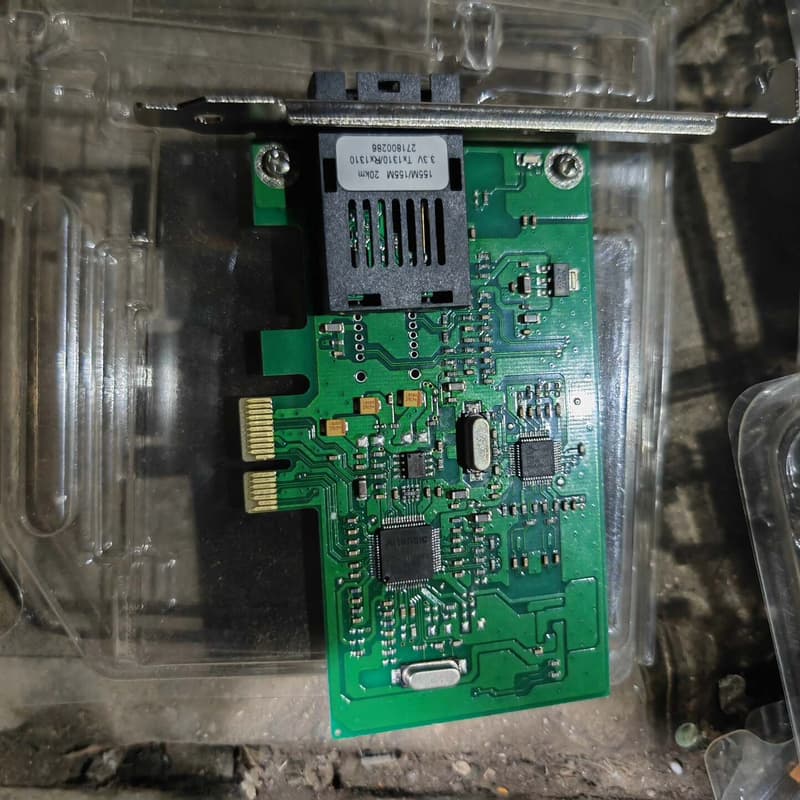 议价Winyao WY100FX-SC千兆SC光纤网卡PCI-E维修