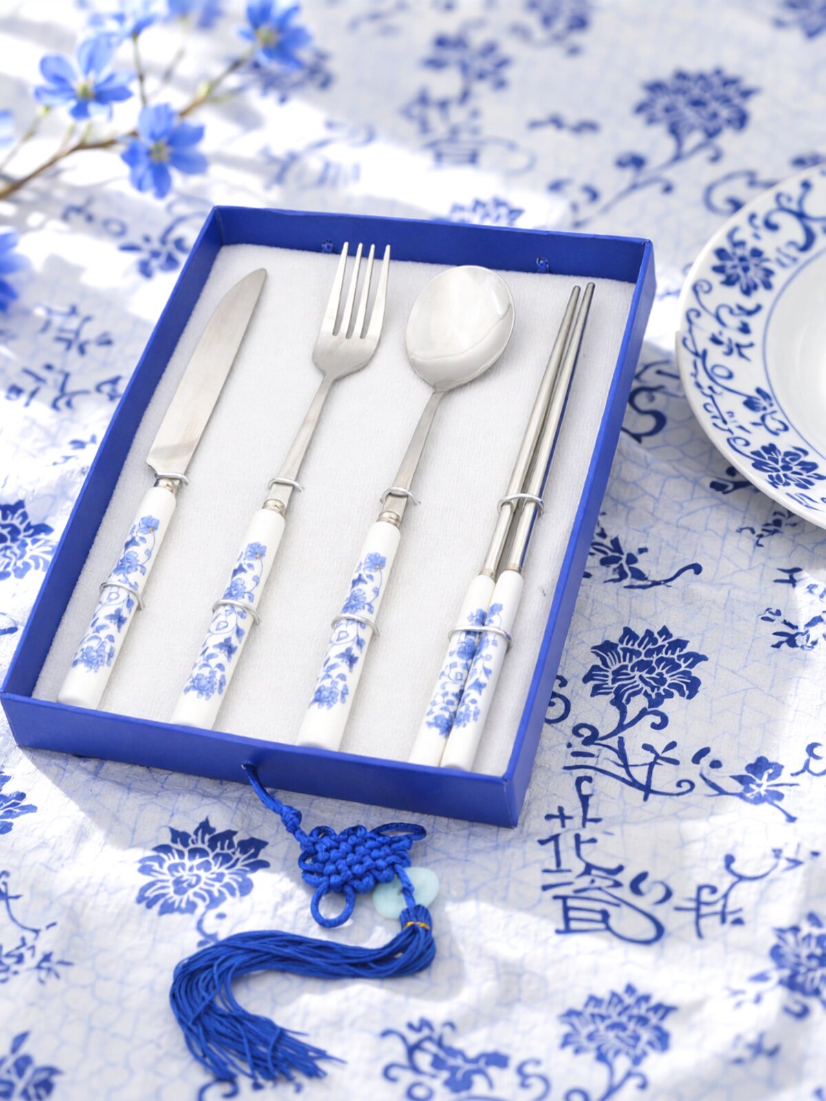 Blue and white porcelain tableware cutlery spoon chopsticks set f