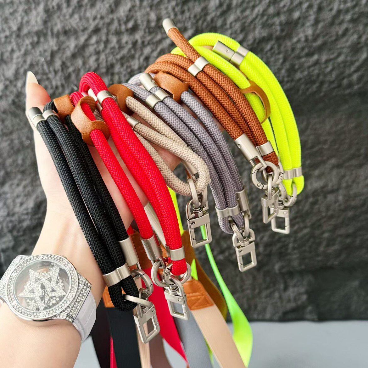 宽肩带侧背手机挂绳斜挎可调节高端包包相机挂带户外旅游防盗挂链