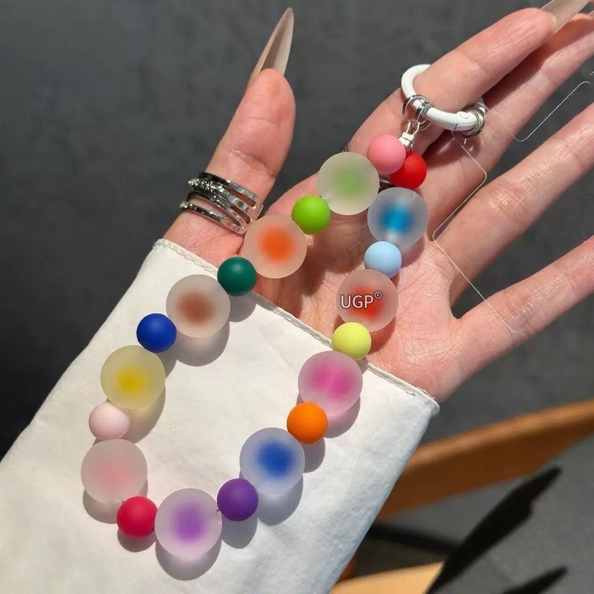 彩色磨砂质感串珠手提链diy渐变珠子装饰挂件手机壳钥匙包包挂件