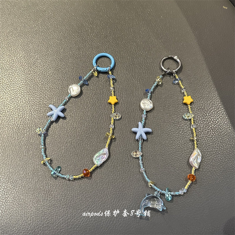 可爱小海豚适用于挂链包包车钥匙挂坠airpods耳机壳挂饰品