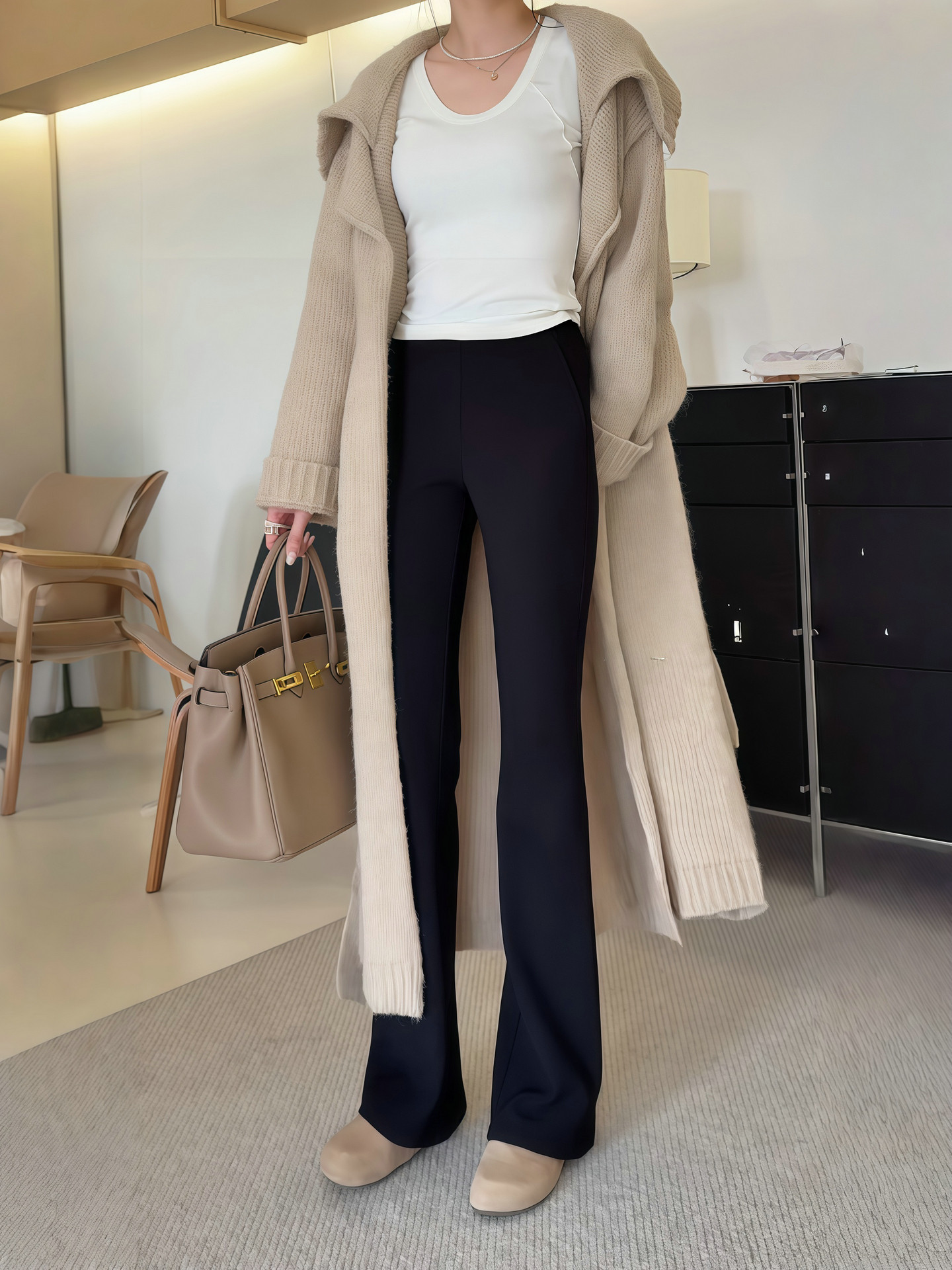 黑色垂感加绒弹力微喇裤女休闲西装裤高腰大码显瘦修身长裤喇叭裤