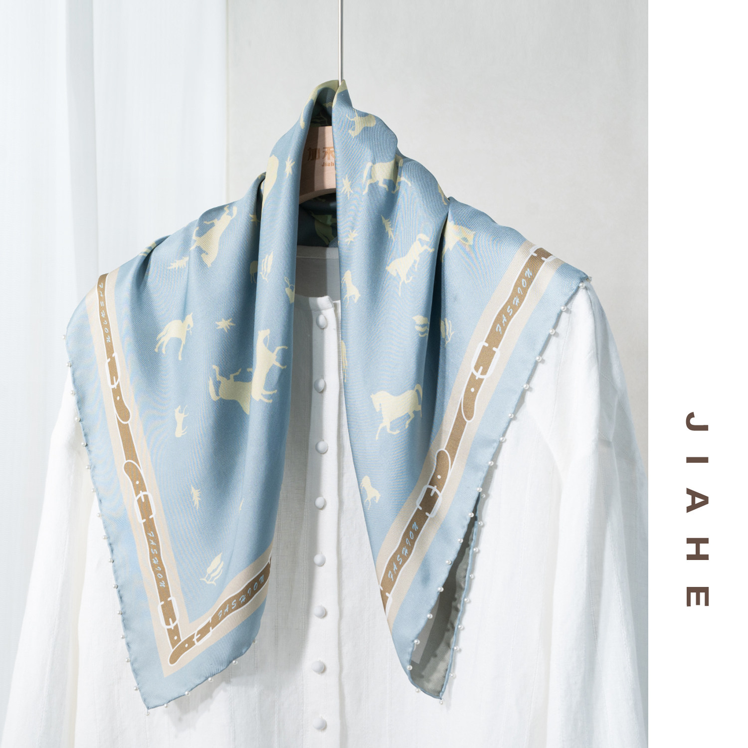 加禾【疾风的马】 16米简约桑蚕丝巾斜纹披肩女士丝巾小方巾65*65