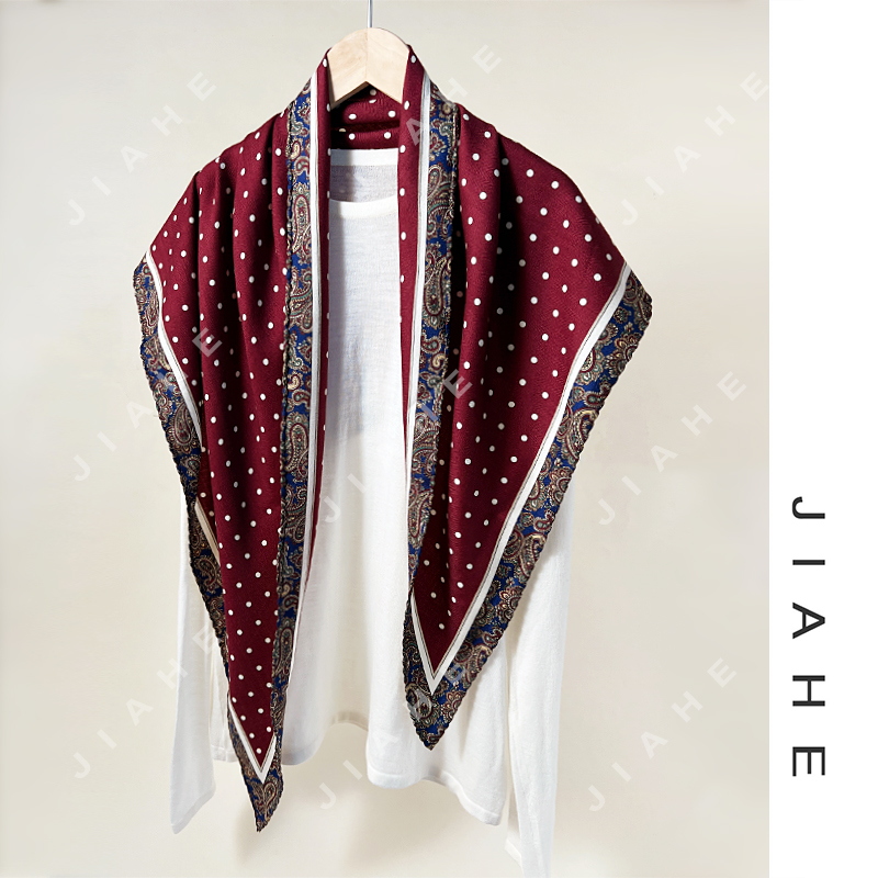 加禾【异域的波点】重磅 羊毛女士围巾披肩丝巾三角巾95方巾一半