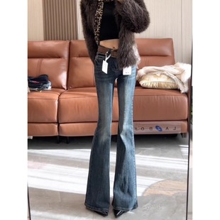 复古蓝修身加绒微喇牛仔裤女2025冬季新款高腰弹力显瘦马蹄喇叭裤