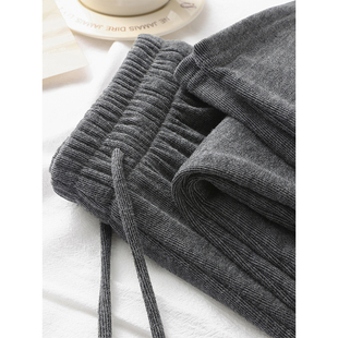 深灰色加绒窄版 休闲卫裤 糯米裤 加厚保暖直筒裤 女冬季 格雷系穿搭