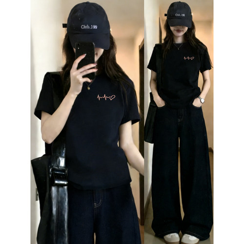 韩系小众设计感时尚大码胖mm正肩短袖t恤女夏季新款圆领别致上衣