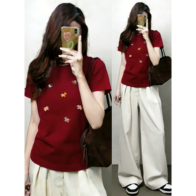 今年流行的正肩短袖t恤女高级感2026新款设计感本命年大码上衣潮