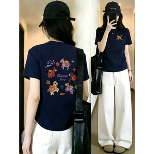 胖mm遮肉圆领洋气小马前后印花上衣 t恤女2026夏新款 大码 正肩短袖