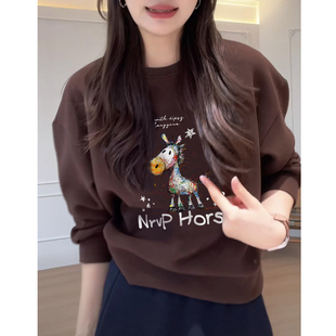 胖MM显瘦洋气印花上衣潮 大码 今年流行长袖 圆领正肩卫衣女秋冬新款