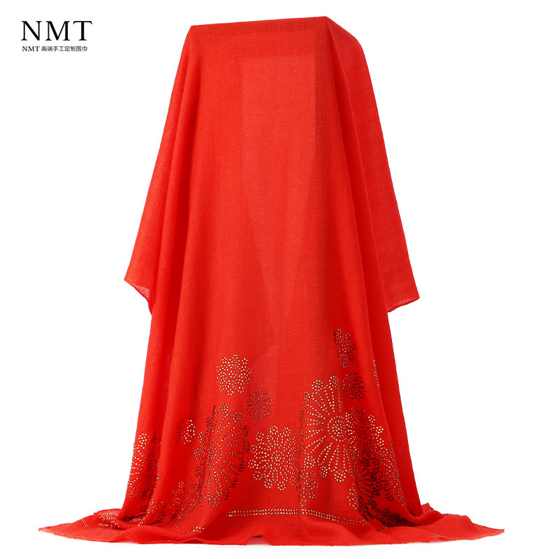 PASHMINA羊绒围巾金色烫钻石榴花