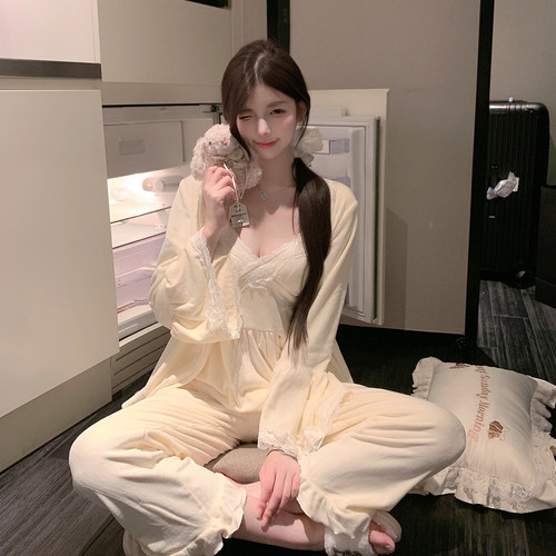 娇娇女友  海岛绒睡衣女秋冬款2025新款秋冬季高级感家居服三件套