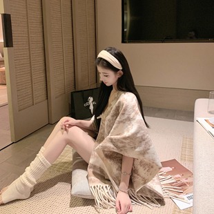 捞捞酱「贵气千金」超实用仿羊绒斗篷加厚双面大披肩围巾外搭保暖