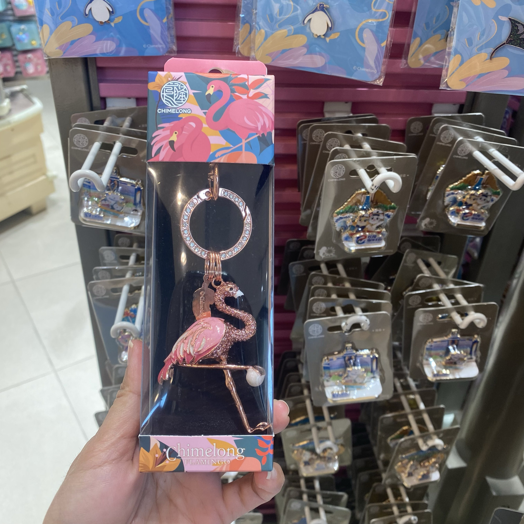 珠海广州长隆旅游纪念品粉色火烈鸟羽毛镶钻钥匙扣挂件挂饰