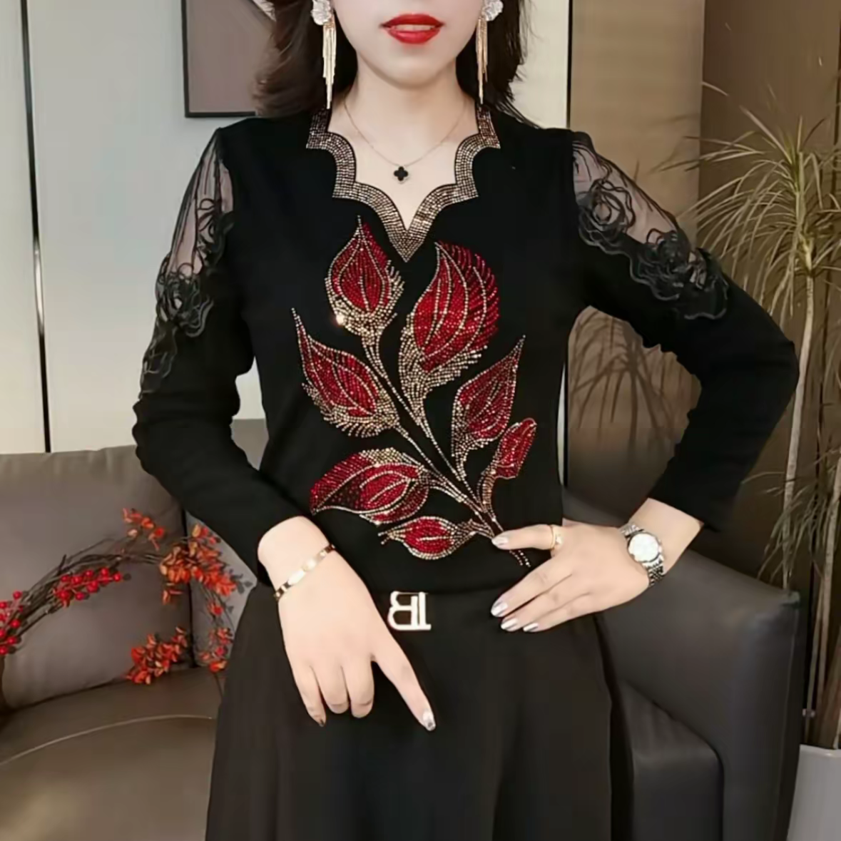 新款V领烫钻弹力网纱时尚花朵