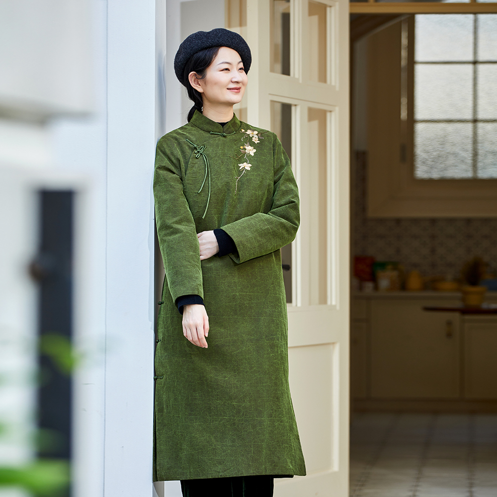 原创设计桑蚕丝交织提花棉服