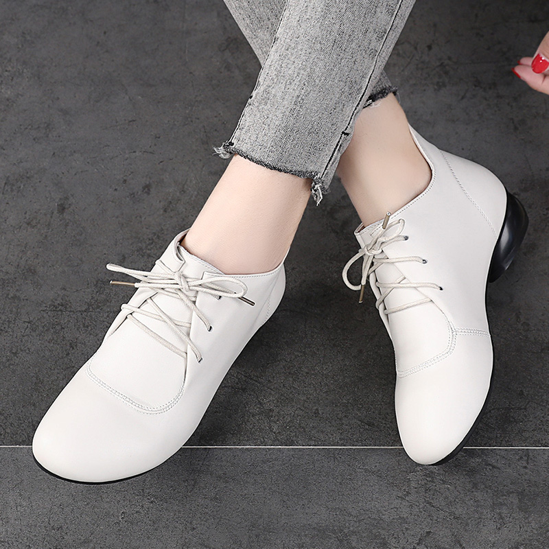 深口春季新款圆头大码41-43女鞋