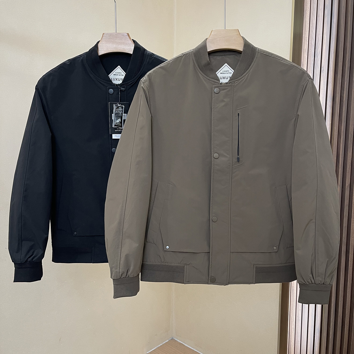 工装版棒球服领轻便青年羽绒服男