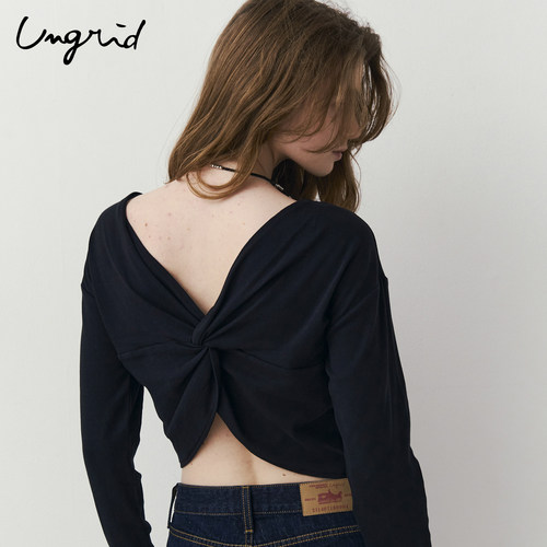 Ungrid后背扭结设计上衣